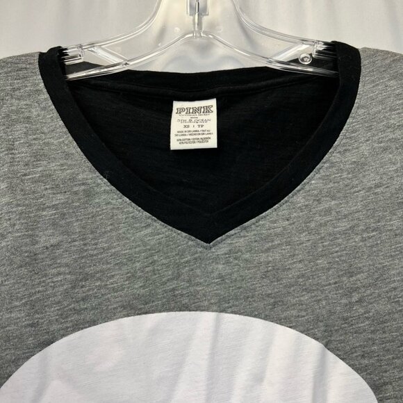 Its A Hawkeye Thing Womens Victorias Secret Pink T-Shirt Multicolor V Neck XS - Picture 3 of 10